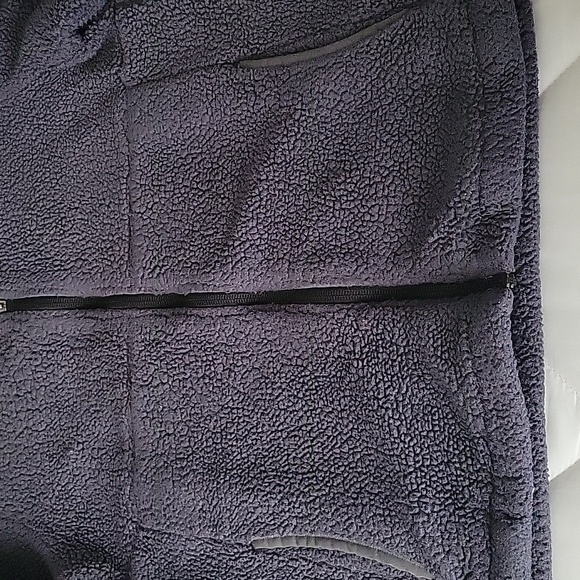 Jacket - Picture 4 of 6